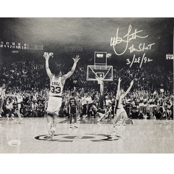Christian Laettner Signed 11x14 Photo