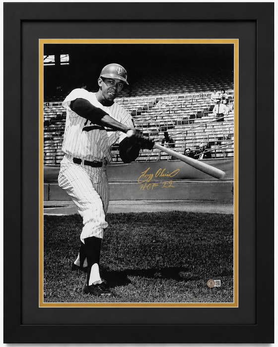 Tony Oliva Signed & Professionally Framed 16x20 Photo