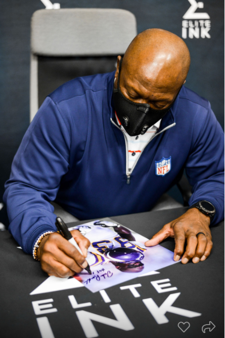 John Randle Signed Biting Helmet White Jersey 11x14 Photo w/ 'HOF 10'