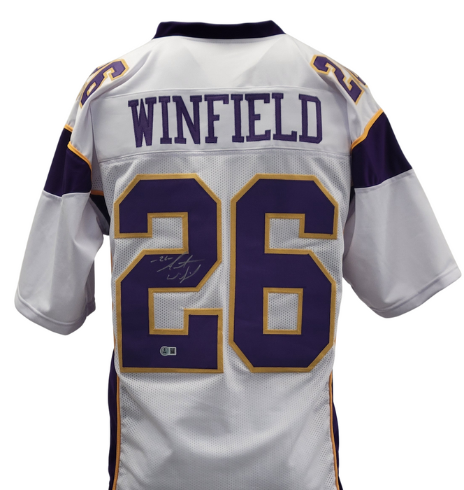 Antoine Winfield Signed White Player Football Jersey