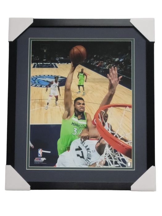 Karl-Anthony Towns Dunking Professionally Framed 16x20 Photo